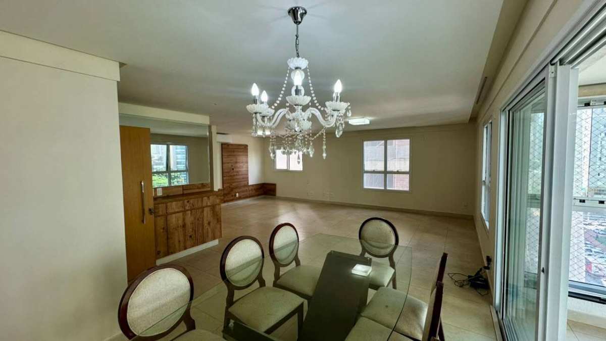  - Apartamento de Alto Padrão à venda no Setor Bueno | Vista para a Praça T-23.